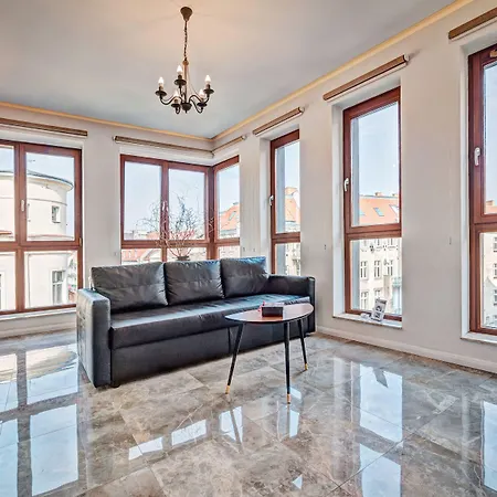 Апартаменти Homely Place Blisko Starego Rynku - Parking *