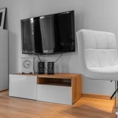 Homely Place Blisko Starego Rynku - Parking Appartement