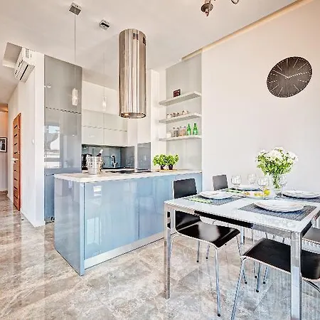 Apartamenty Homely Place Blisko Starego Rynku - Parking *