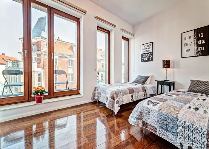 Apartamenty Homely Place Blisko Starego Rynku - Parking Apartment Poznan